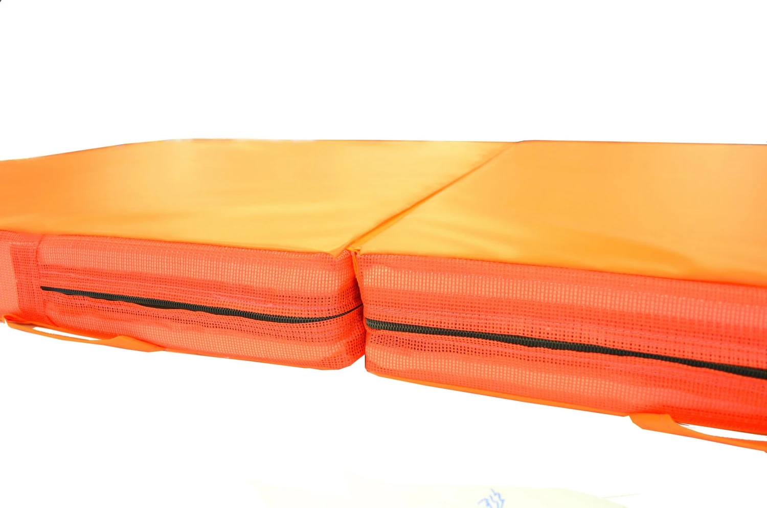 AK Athletic Equipment Throw Mat 4' X 8' X 4" 4 AK Athletic Equipment Throw Mat 4' X 8' X 4" - Image 2